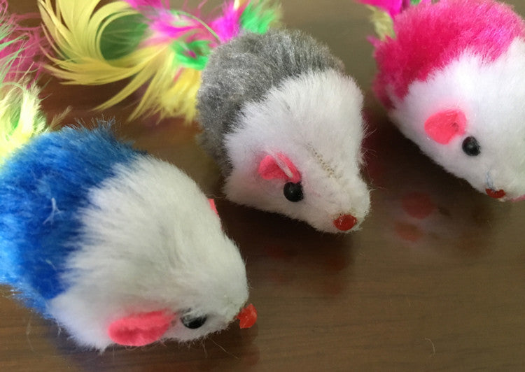 Colored feather tail mouse toy