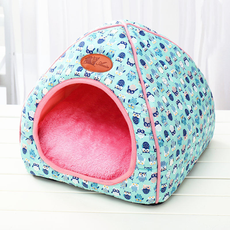 Closed folding cat litter house